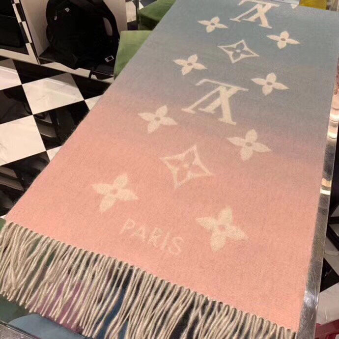 Louis Vuitton Scarf LV00034